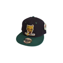 Load image into Gallery viewer, Eat 2 Survive Patch Snap Back Hats - Dons Custom Apparel